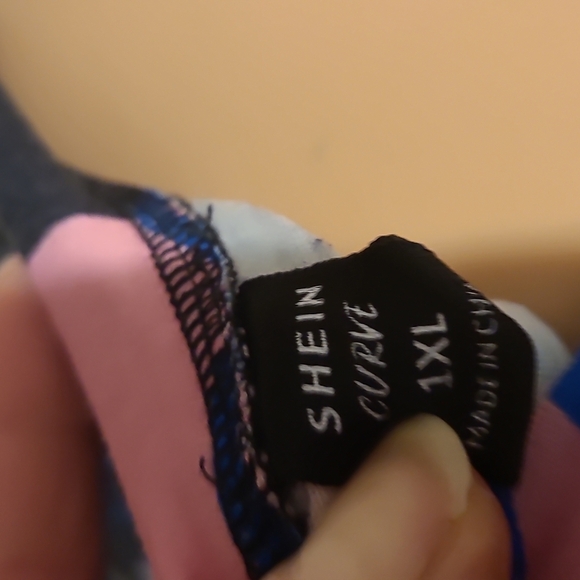 Shein Long Sleeve Abstract Dress - Picture 7 of 7